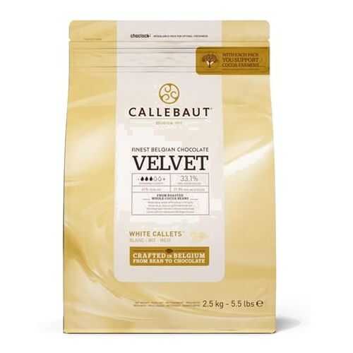 Шоколад белый Callebaut с пониженным содержанием сахара (W3-RT-U71) 2.5 кг в Магнит